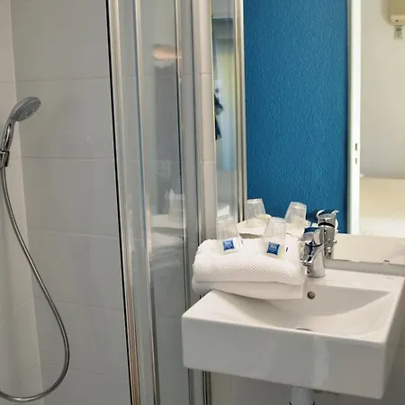 Ibis Budget Hotel 2*
