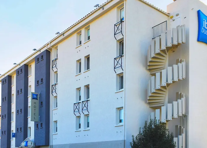 Ibis Budget Hotell 2*