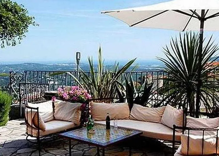 Ibis Budget Hotell 2*